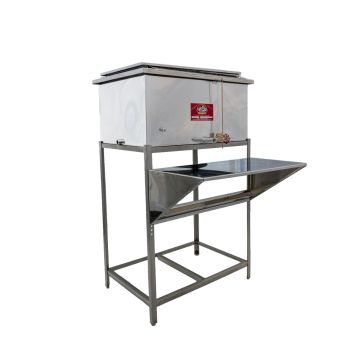 18 gal. capacity tank, 1/2" syrup outlet WITH COVER (heating element, faucet and stand not included)